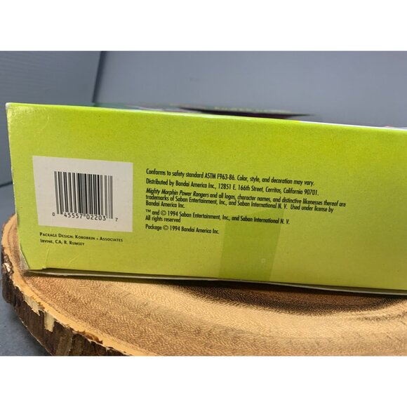 1994 Bandai Mighty Morphin Power Rangers Deluxe Karate Action Kimberly 8" Figure - Picture 4 of 7